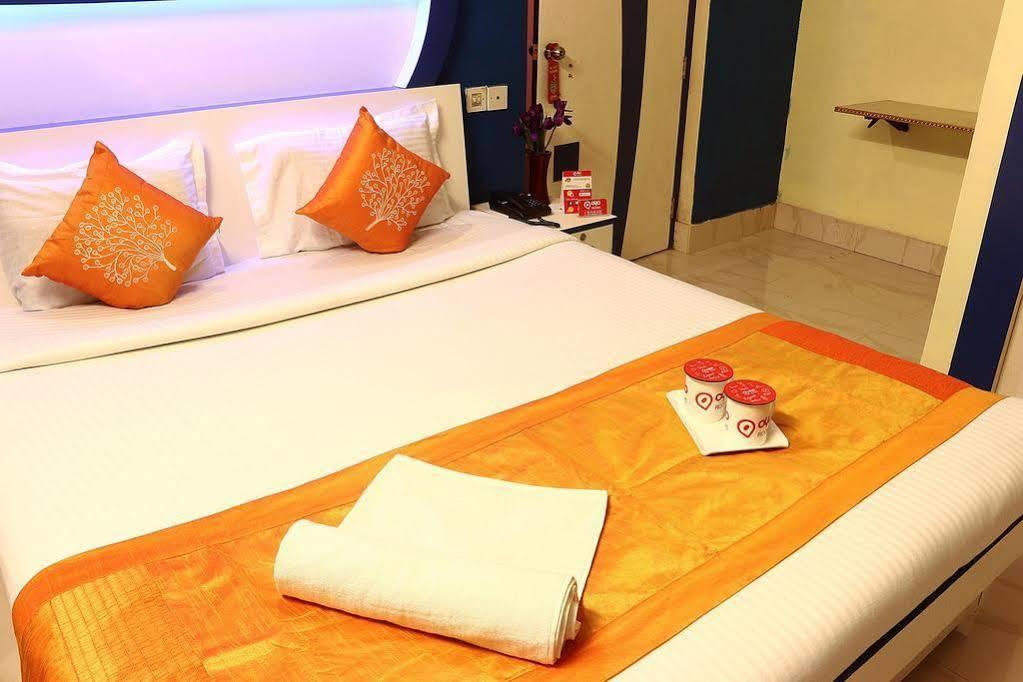 Super Hotel O Tagore Park Ruby Road Колката Екстер'єр фото