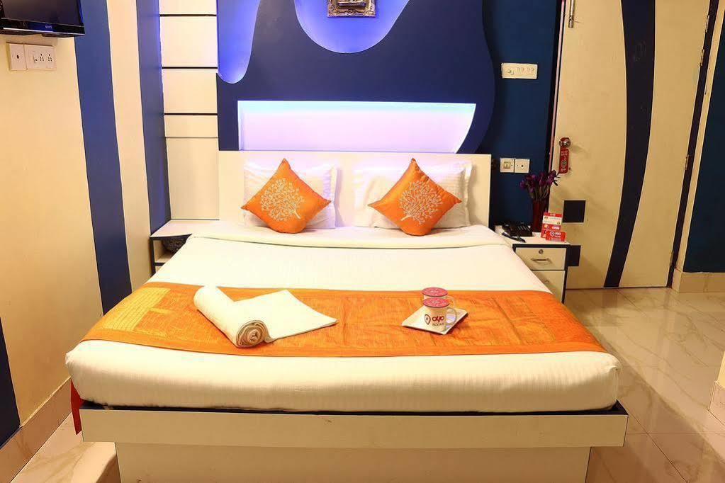 Super Hotel O Tagore Park Ruby Road Колката Екстер'єр фото